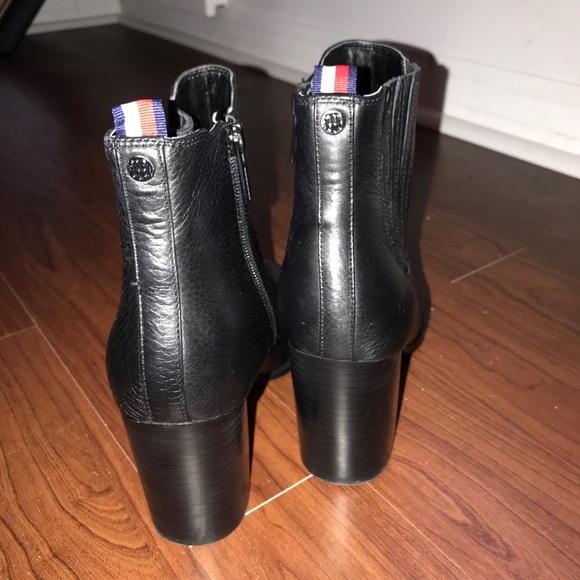 Tommy Hilfiger Booties - Picture 4 of 8